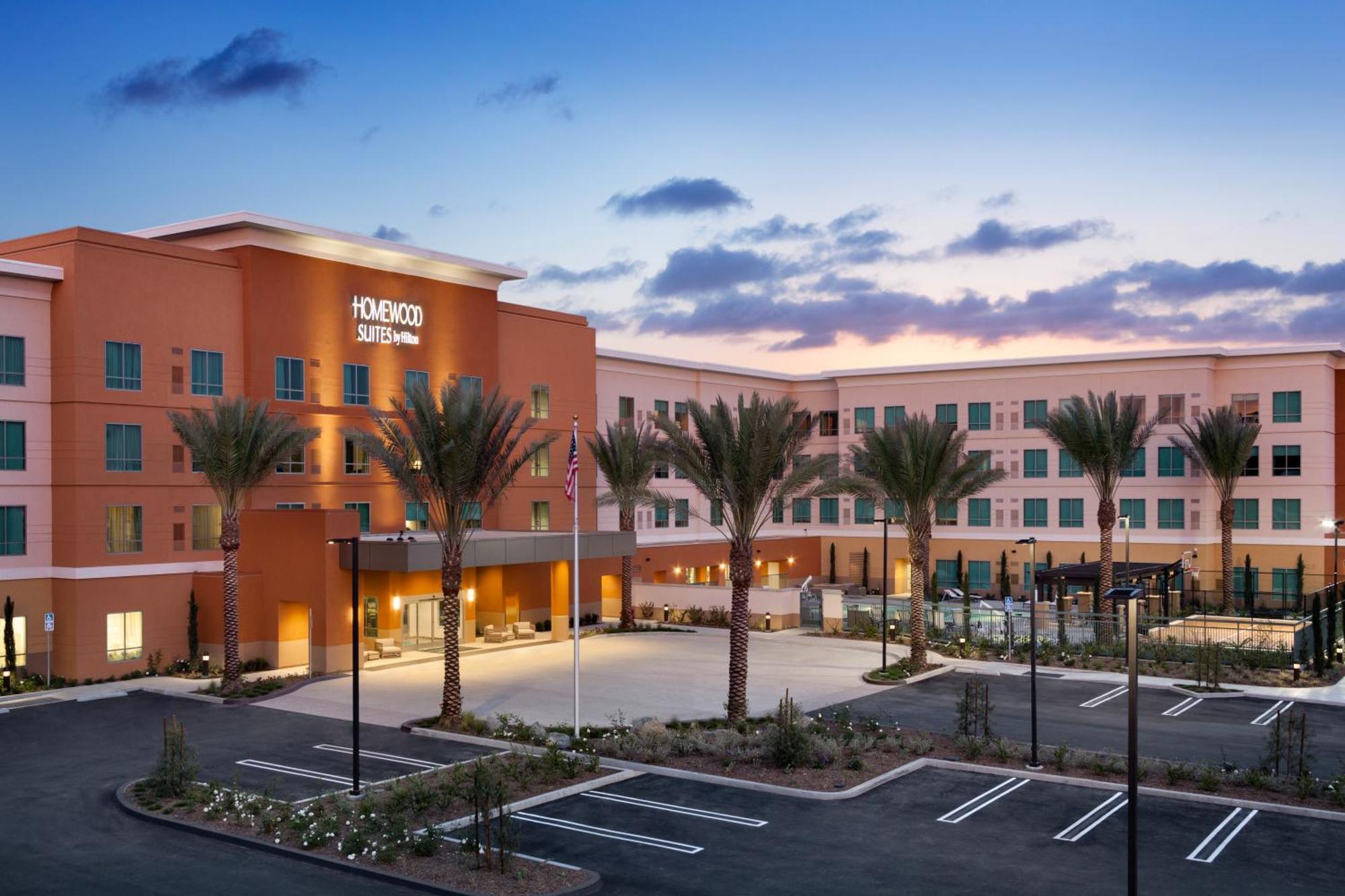 Hotel Homewood By Hilton John Wayne Airport 3*